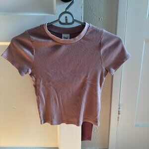 Aritzia TNA Ribbed Cropped T-Shirt